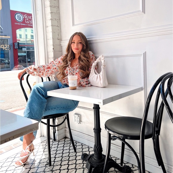 Floral blouse - Picture 5 of 6